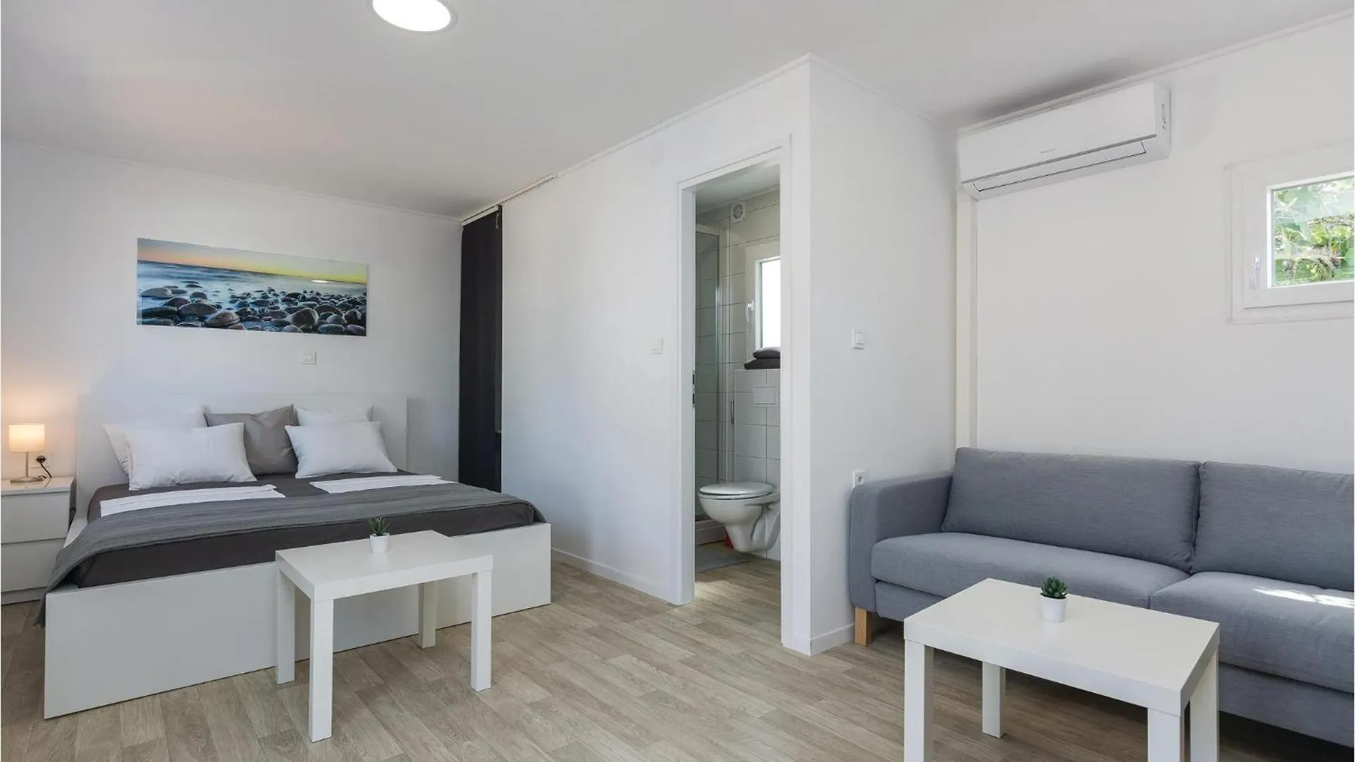 Pet Friendly Home In Petrcane With Wifi